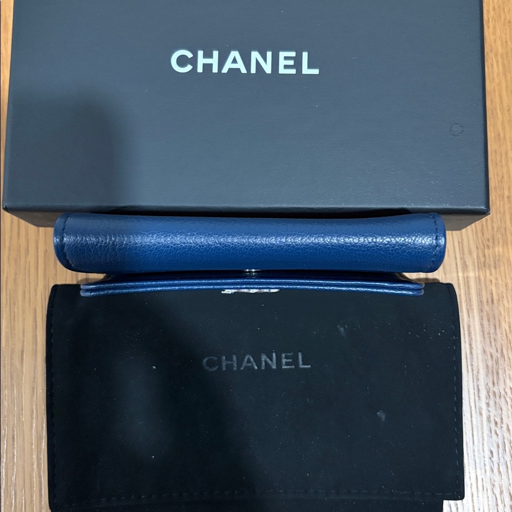 Chanel Lucky Clover cardholder wallet - Picture 5 of 9